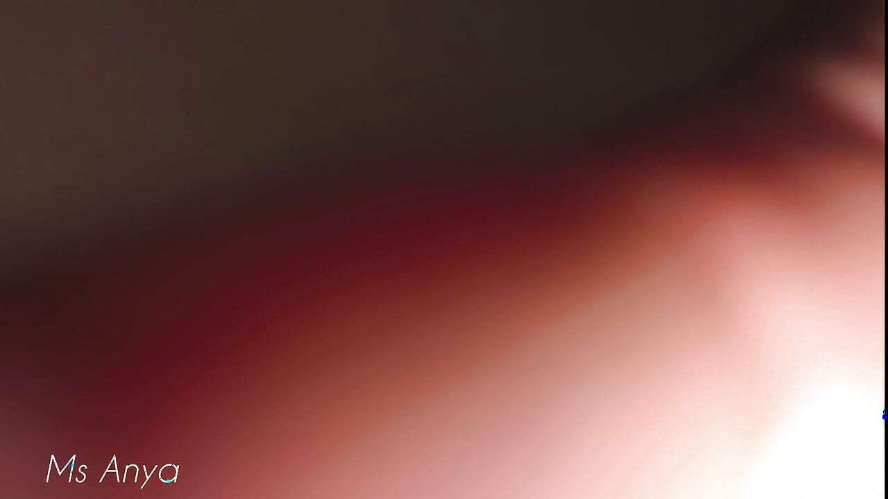 Filipina Milf creamy pussy with a Customer wearing a condom