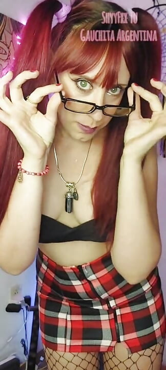 Shyyfxx Your Best Friend Makes Your Cock Hard with Her Glasses and Dancing! Role Play P1