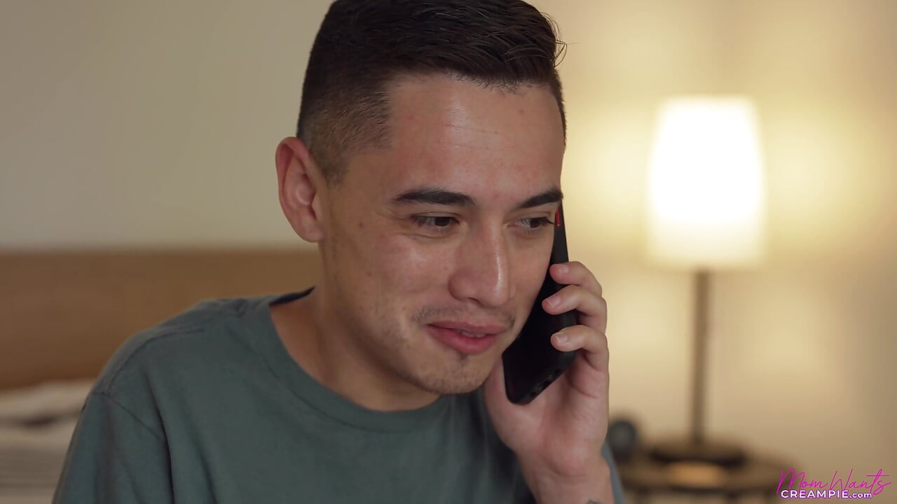 Let Me Make Sure That Cookie Gets Some Icing Stepmom - S1e5