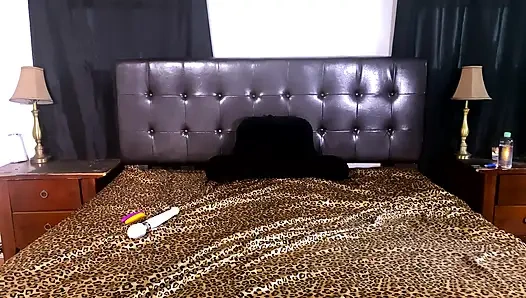 Lisa Rivera Gets Her Nut Before Bedtime