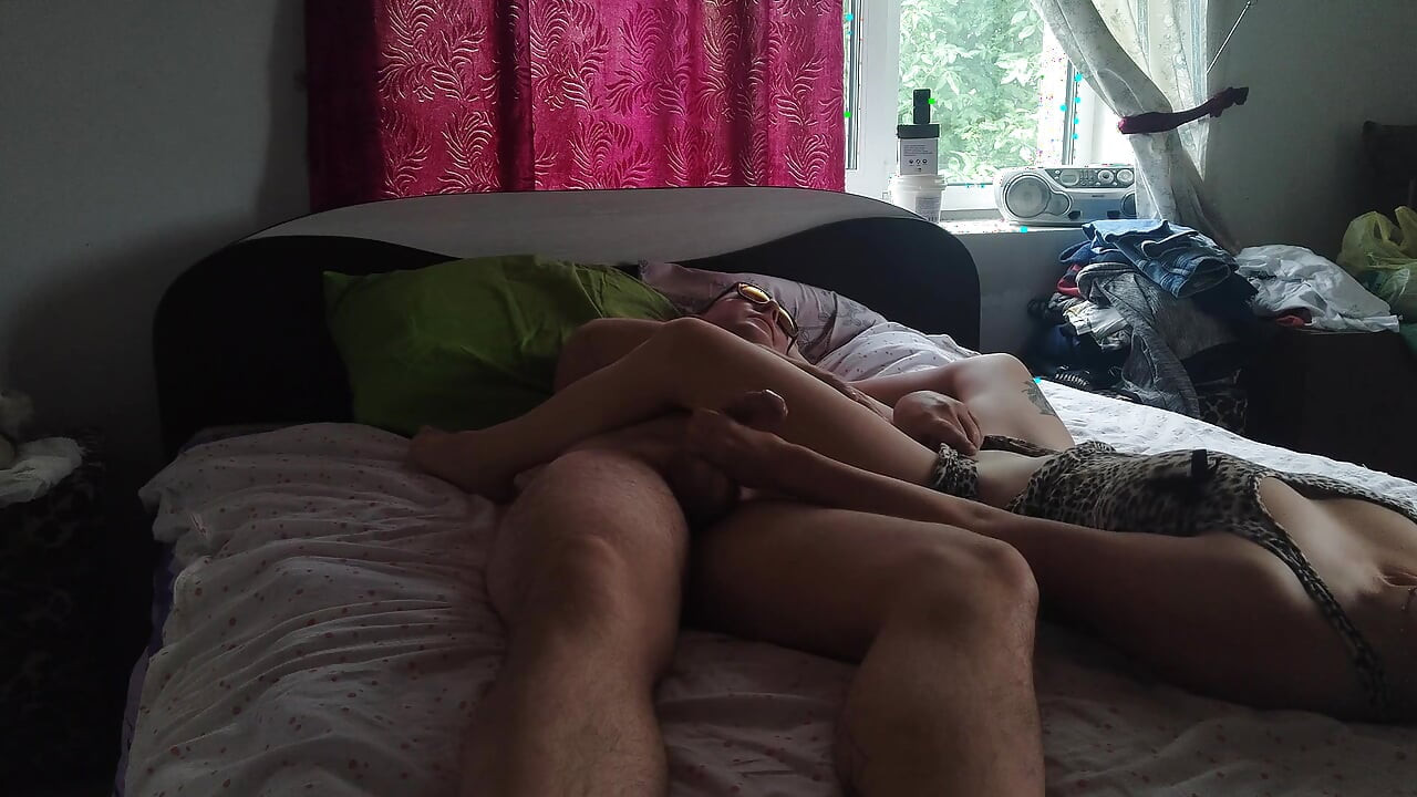 Passionate Couple Mutual Masturbation in Rustic Bedroom Natural Moans & Wet Orgasms