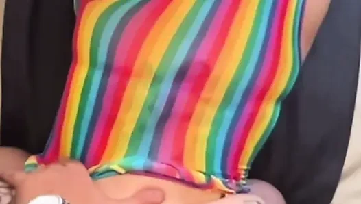 Грудастая милфа заставляет меня в конечном итоге оказаться внутри нее