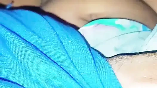 Ibu mertua desa toket besar tetek besar