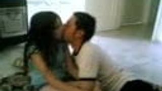 arab kiss008