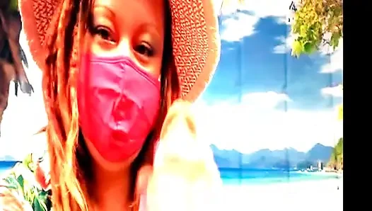 Seni parçaladıkça dildoyu okşamamı izle