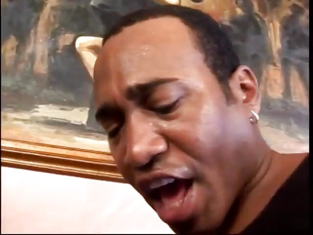 Hot chick lies on the floor upside down to get her pussy eaten by the hungry dude