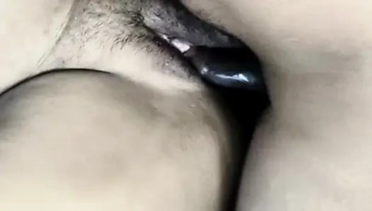 Pussy'i sikiyor