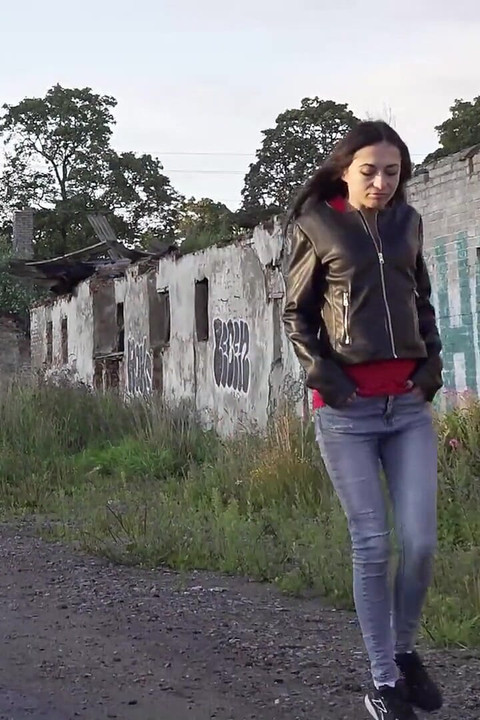 Skipping To Pee by Got 2 Pee where girls come to piss