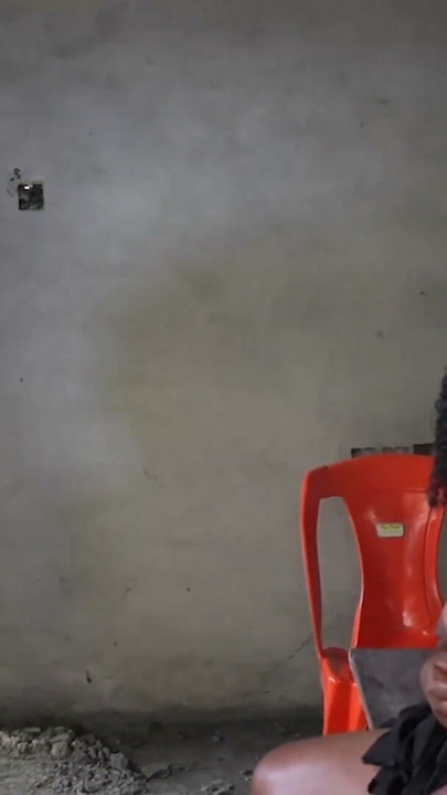 Fingering Her in uncompleted building | Clip 1
