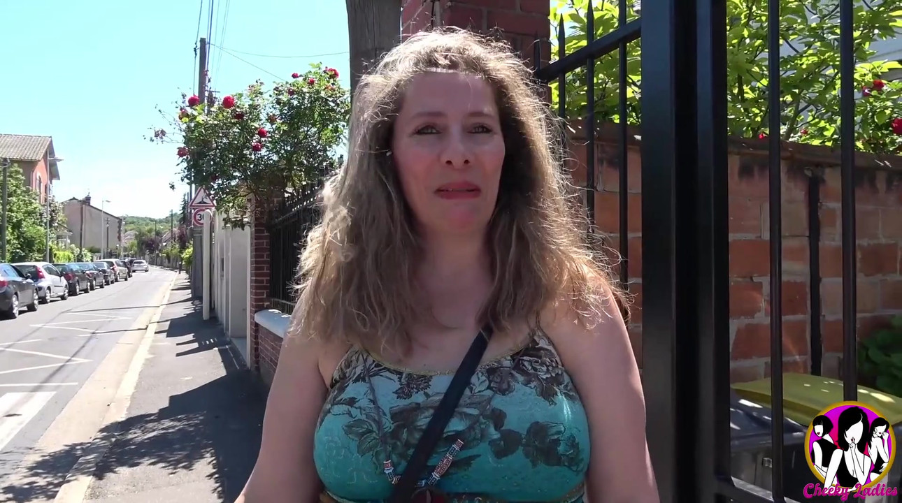 大奶子微胖熟女荡妇被狠操菊花