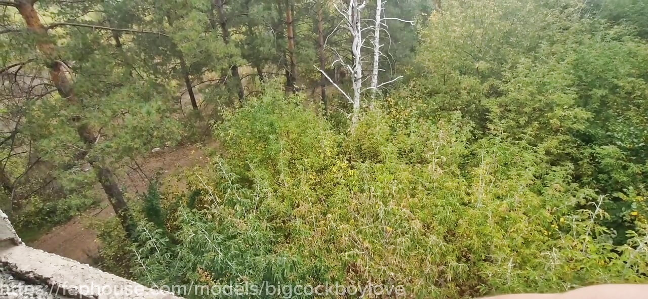 Un Bel Ragazzo in Uniforme Viene Scopato Duramente E Senza Preservativo Da Un Papà a Caso in Crociera