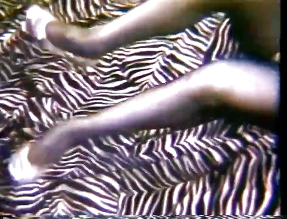 Crno-beli striptiz pt. 2