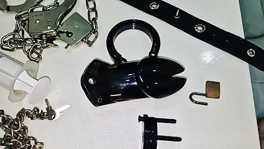 Dominatrix Nika ellerini bağlayacak ve zavallı apandisine bekaret kemeri takacak. Sonsuza kadar giyeceksin!