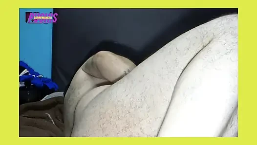 Üvey kuzenim yarağımı omurganın ortasına kadar hissetti ve küçük olduğumu düşündü!