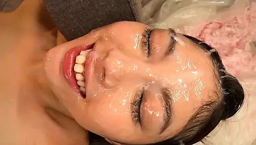 Verlangen nach dem moment, von einer frau wie ihr loszulassen