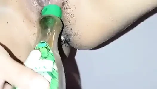 Sri Lankan Girlfriend Queefing