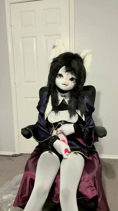 毛茸茸的 Kigurumi 振动和呼吸衣领 |剪辑 2