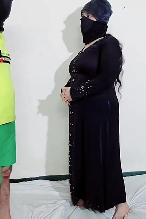 College Teacher Making Anal Love with Muslim Hotwife
