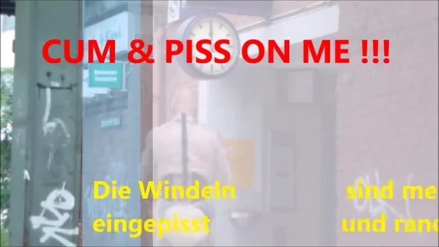 Plastikschlampe: plastic+diapers in public at train station