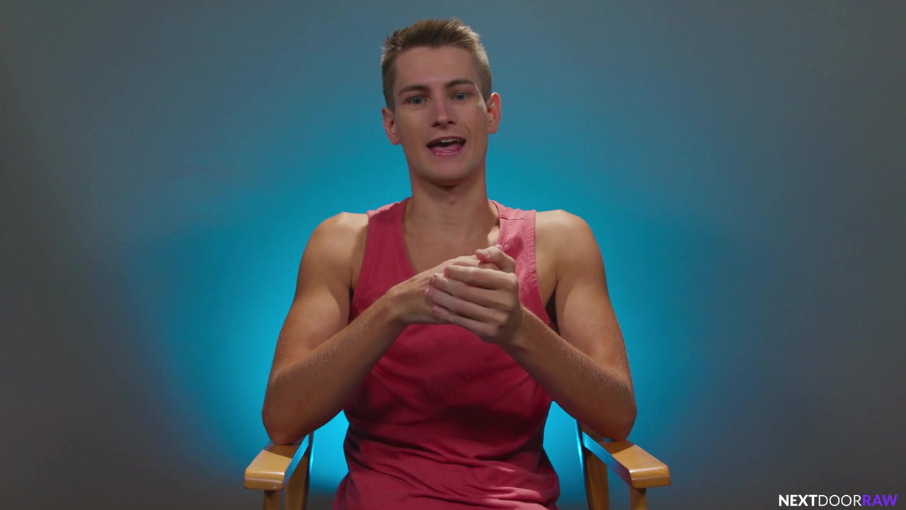 华丽的twnk性感翻转乱搞现实生活中的tatted BF大屁股