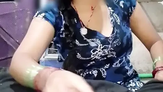 Water came out of the hand of brother-in-law's penis, desi sexy video, sexy video, sex video.