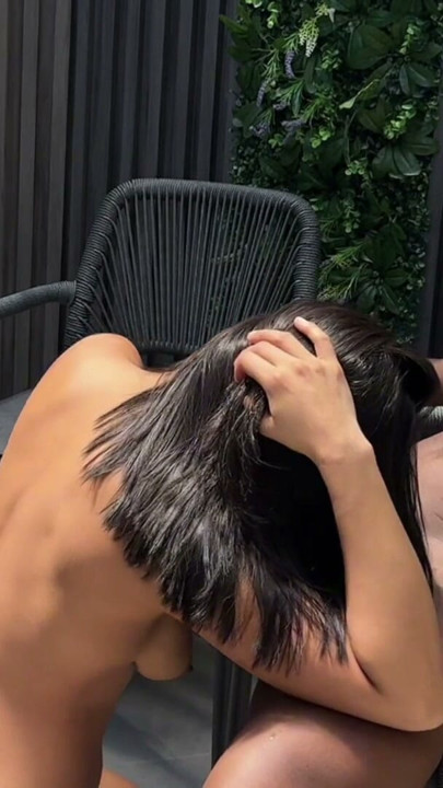 I give my friend a blowjob in the yard of his house -amateur couple- nysdel | Clip 1