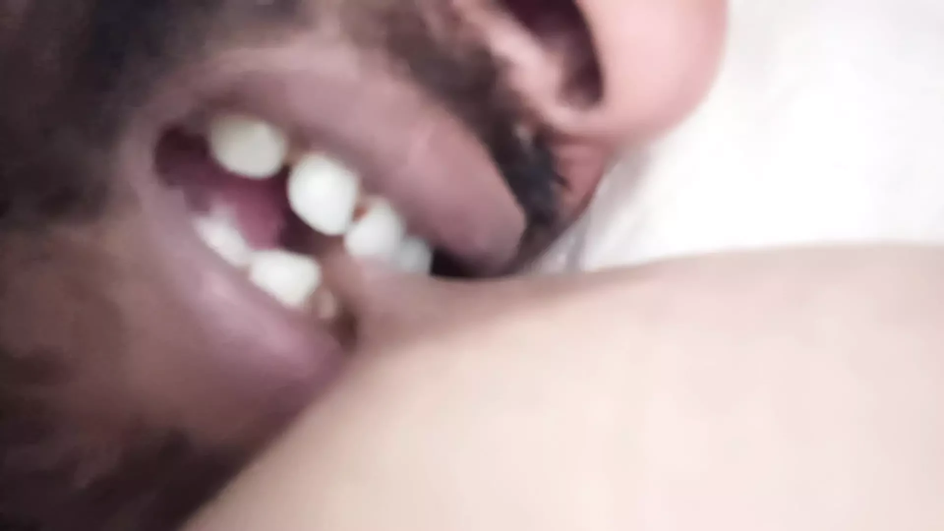 bahenol cewek semok ini bikin kamu sange banget