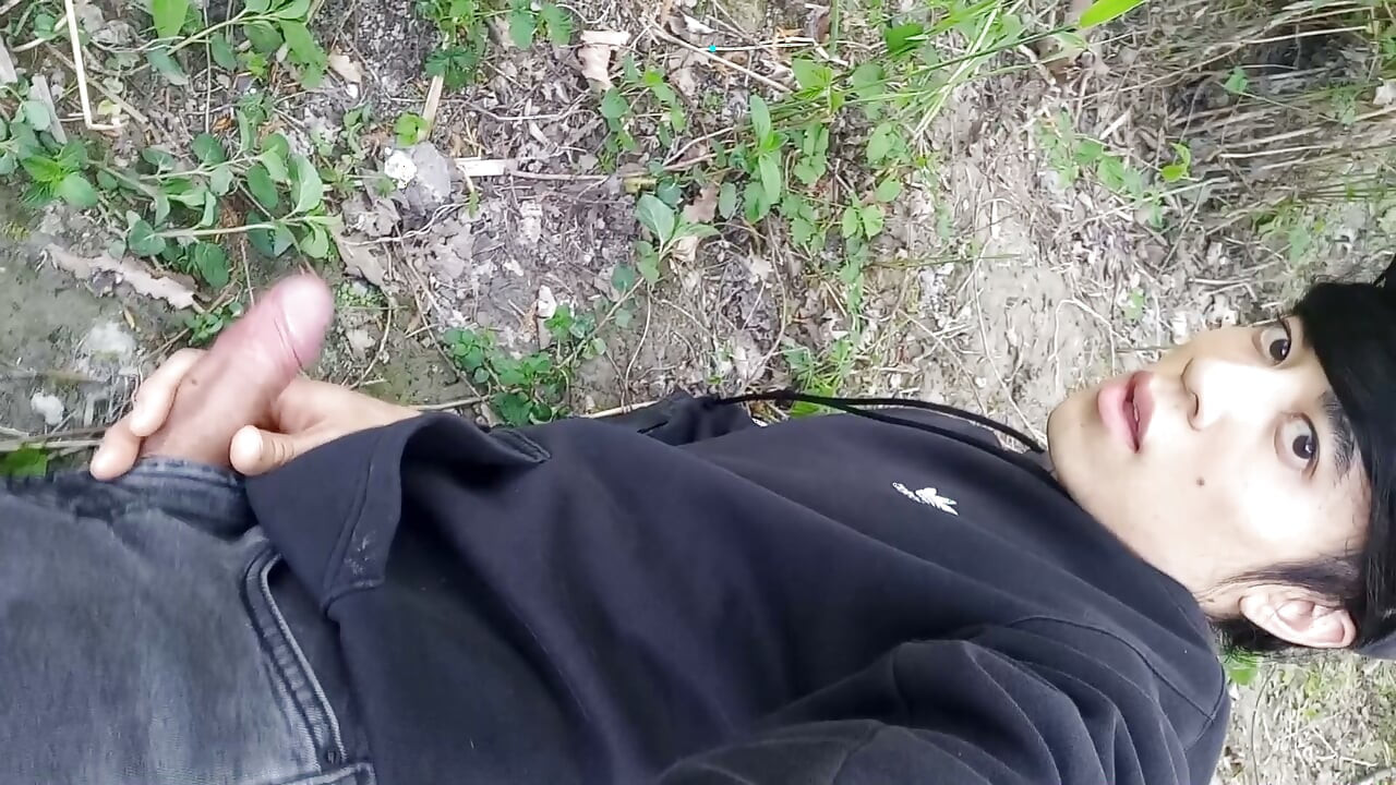 Cock exposed through the pants fly, this cute gay boy, humping, precuming, cumming, cleaning sperm on dick outdoors Jon Arteen