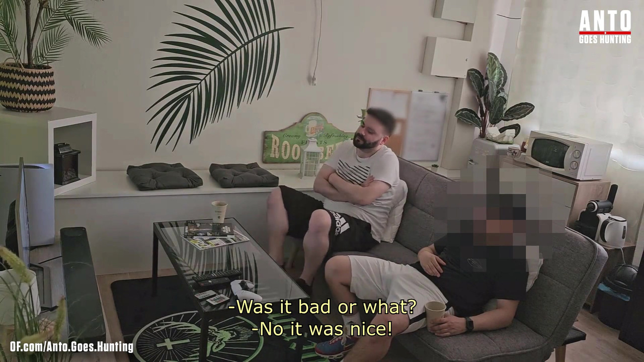 我的直男朋友“chris”（他以前发现我在撸管）上一次问我，并给我惊喜