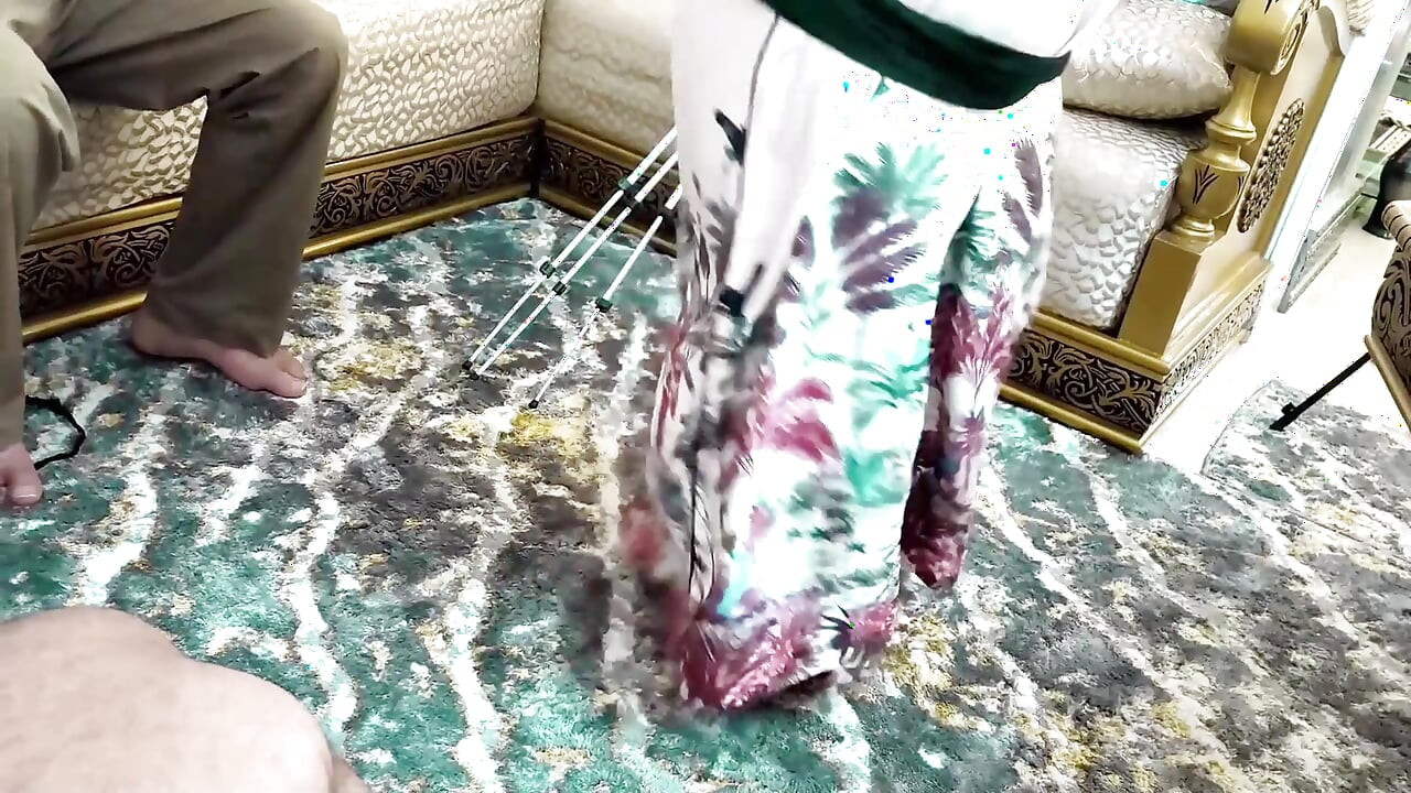 New Gulf Veiled Sex with Clear Arabic Voice