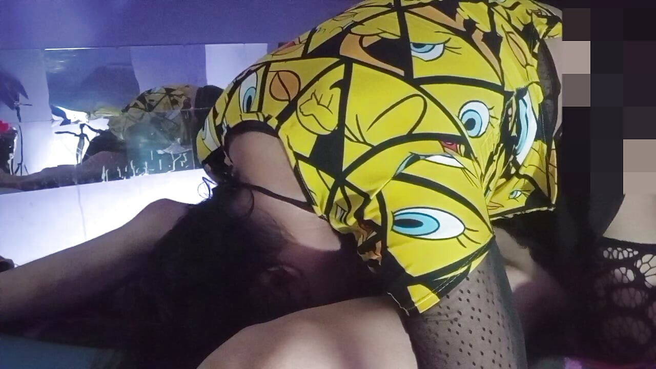Я люблю быть его шлюхой
