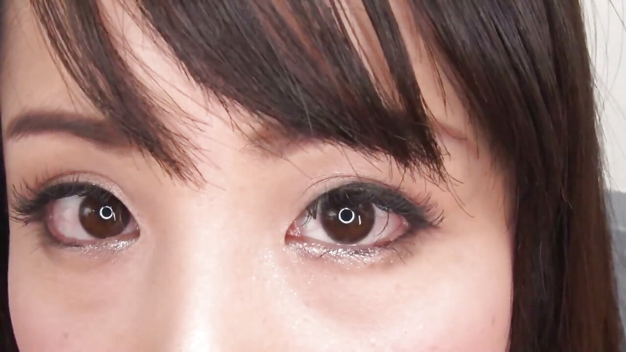 Horny Japanese Scene-3_japanese Brunette in Lingerie Enjoys Bukkake