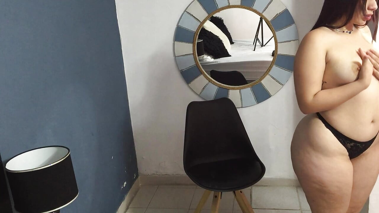 Latina makes a video of her stepdad showing off his big ass