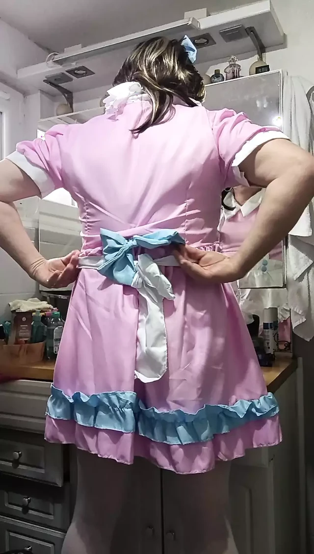 Patty crossdresser pink dress