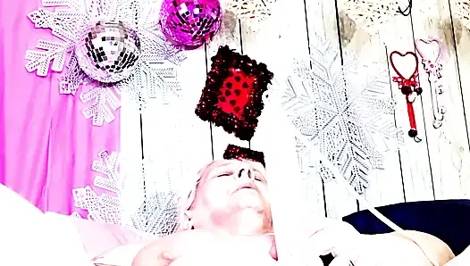 Вылизывающей киску, трусики на пол, Изобилие