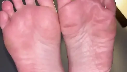 Foot Kink Humiliation Sph Fetish Exposed by Ivys Feet