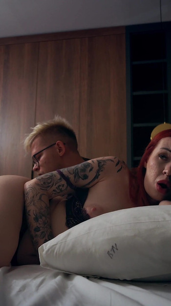 Step Mom Shares Bed with Step Son in 4K Hotel Fantasy-wild Night!