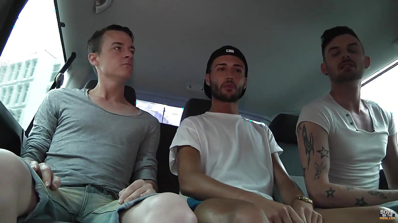 Tanned Bottom Duped Into the Back