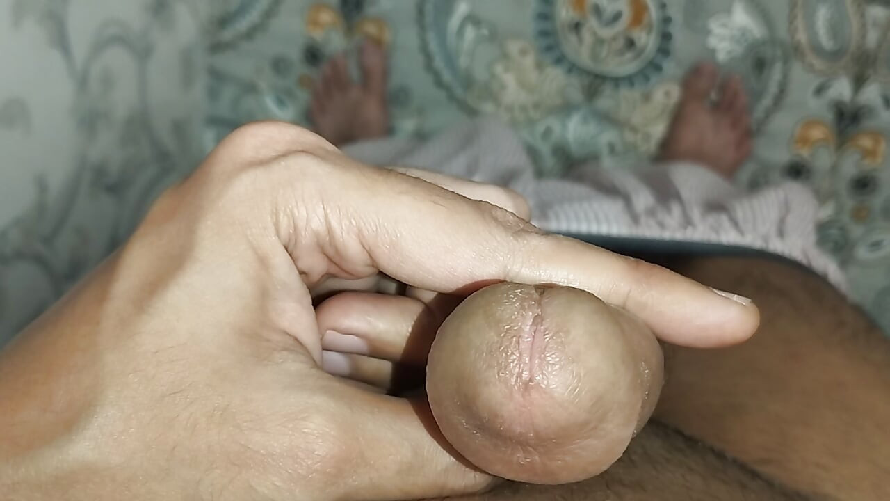 Leckerer rosa schwanzhaariger indischer jungenpenis