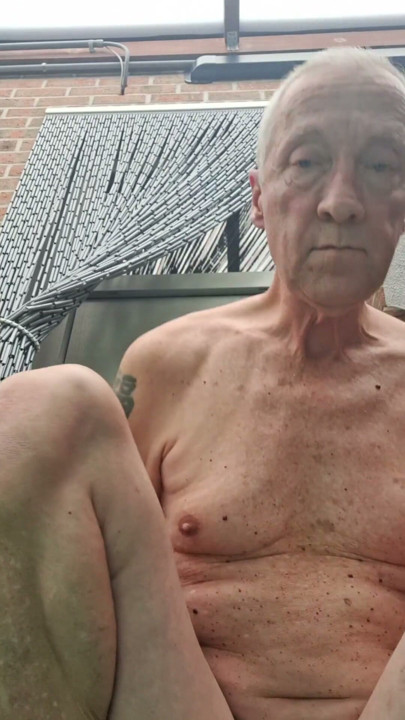 EXHIBITIONIST GRANDPA SOFT TO BIG DICK BUTPLUG BONDAGE SEXSHOW CUMSHOT | Clip 1