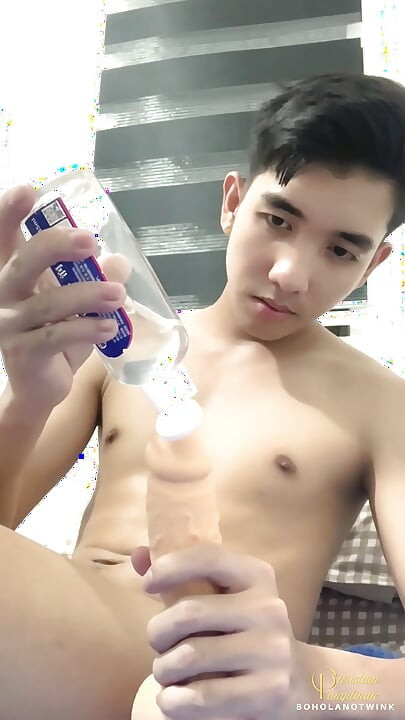 Filipino Twink Playing with His Dildo