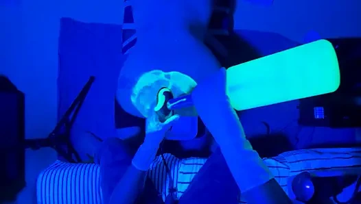 Ultraviyole yumruk sokma