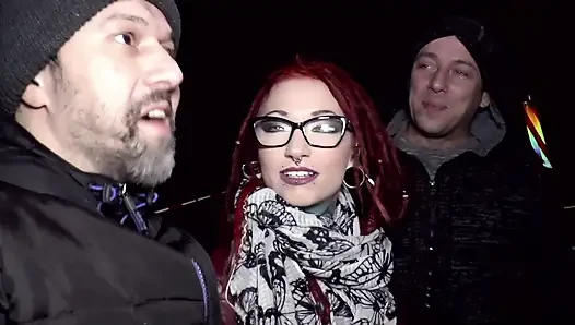 Threesome bang for sexy pierced redhead chick