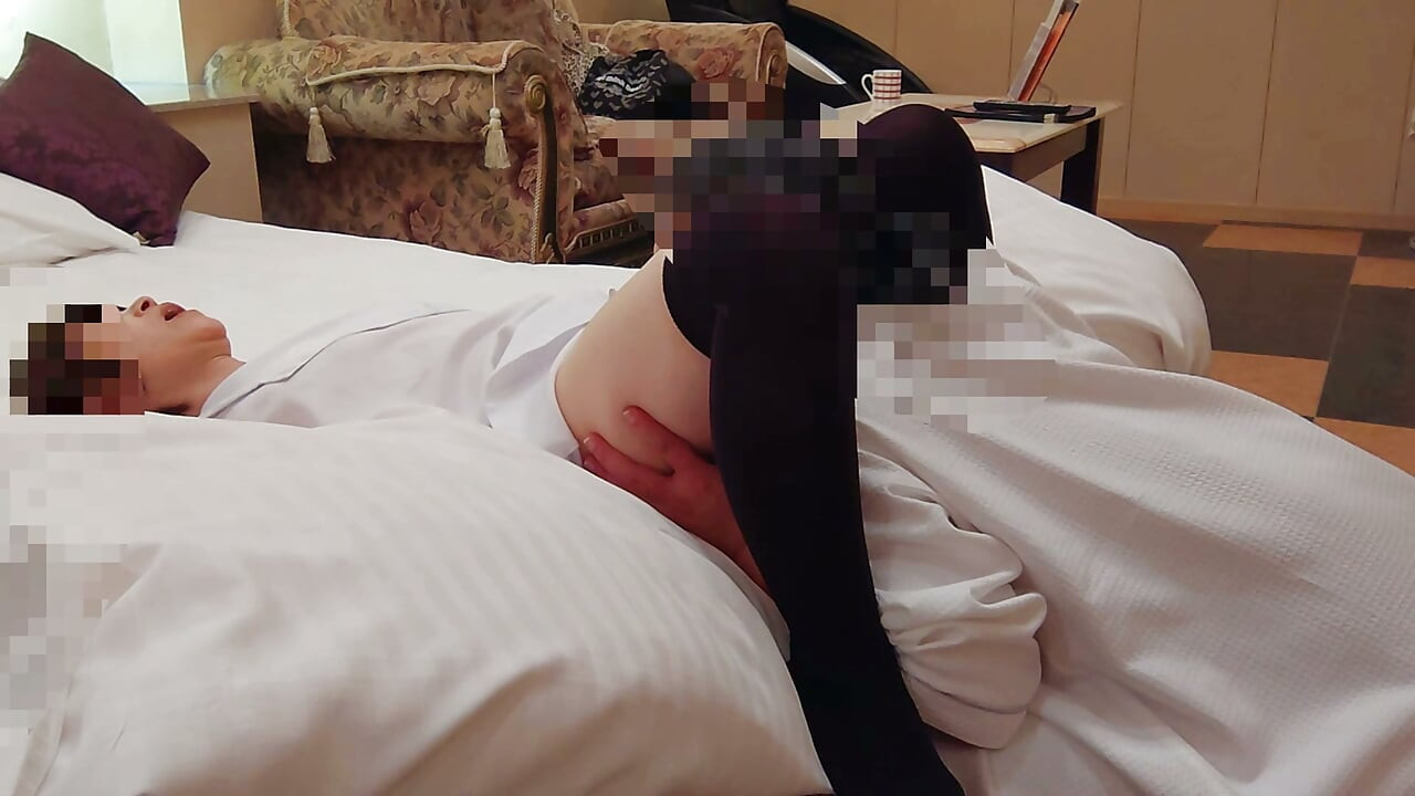 The Nurse Makes Me Feel Good, Makes Me Cum with Cunnilingus, Inserts It, and Cums in the End. Cosplay. Amateur. Blowjob.