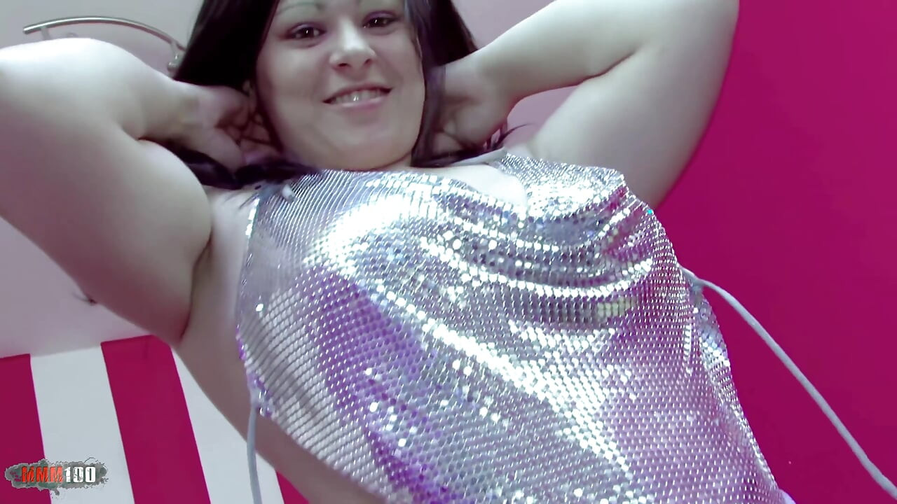Viky Dayananda: Curvy Spanish Babe Viky Dayananda Loves Cock in Her Pussy and Fat Ass