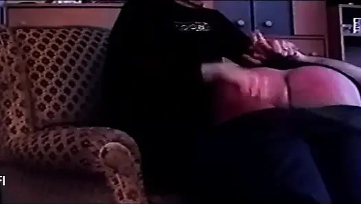 Şaplak atma ve göt kırbaçlama derlemesi