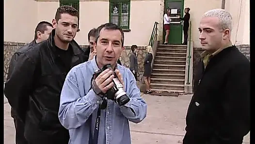 Sarışın Öğrenci Bacakları Öğretmen Tarafından Sert Sikiliyor