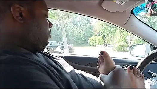 Mz Jersey doğum günü pastası olarak etli boyutunu 8.5 feet vererek doğum günümü kutluyorum