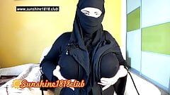Arabă musulmană cu voal hijab dolofan cu cur rotund în Pakistan, Iran, camere înregistrate în direct 11.10