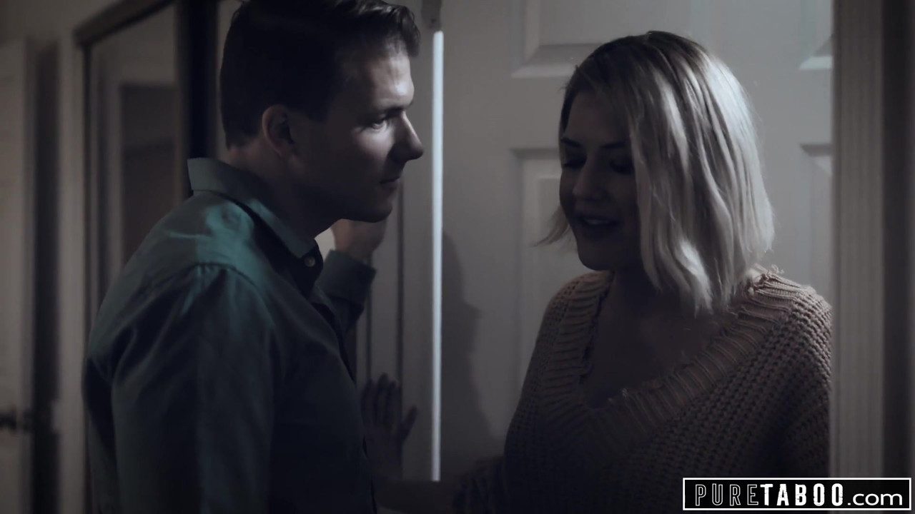 PURE TABOO Stepmom Helped Injured Step Son Pleasure Himself